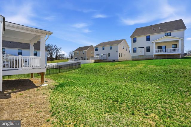 1025 TRILLIUM LN, Cheltenham, PA 19012