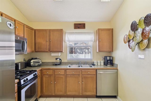 8122 POMO DRIVE, Kissimmee, FL 34747