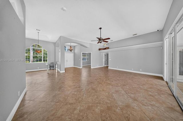 1215 Stallion Drive, Loxahatchee, FL 33470