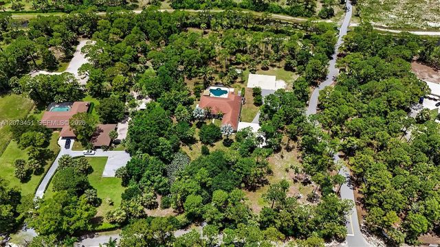 1215 Stallion Drive, Loxahatchee, FL 33470
