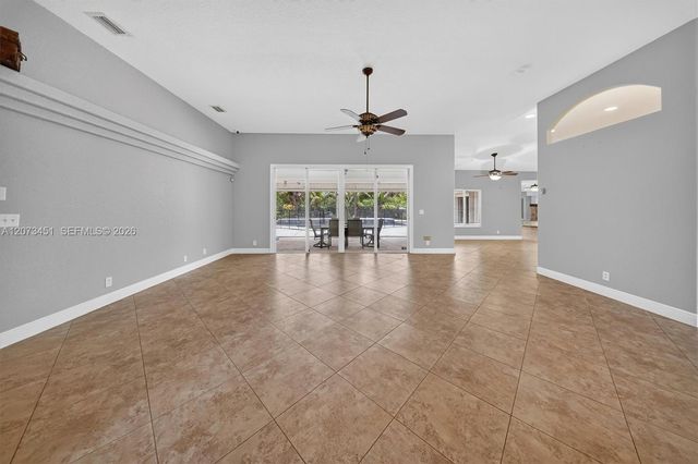 1215 Stallion Drive, Loxahatchee, FL 33470
