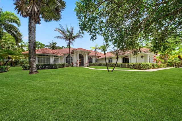 1215 Stallion Drive, Loxahatchee, FL 33470
