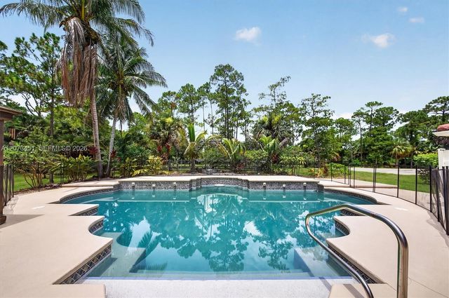 1215 Stallion Drive, Loxahatchee, FL 33470