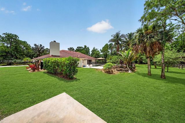 1215 Stallion Drive, Loxahatchee, FL 33470