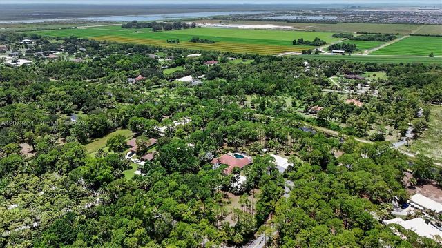 1215 Stallion Drive, Loxahatchee, FL 33470