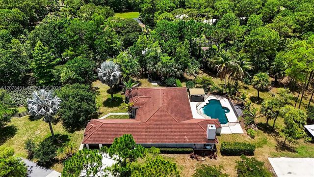 1215 Stallion Drive, Loxahatchee, FL 33470