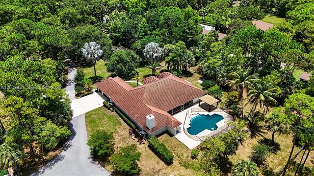 1215 Stallion Drive, Loxahatchee, FL 33470