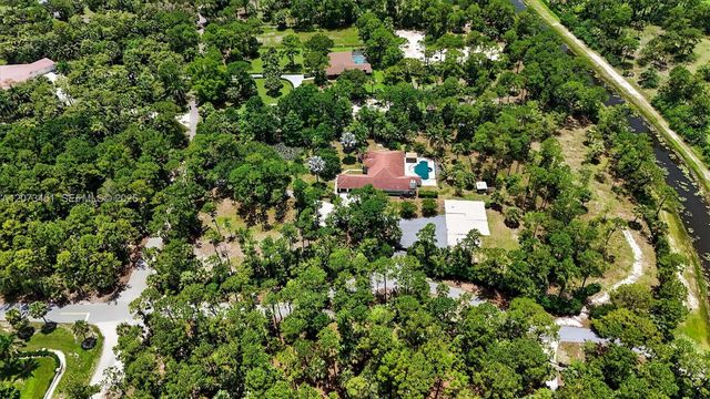 1215 Stallion Drive, Loxahatchee, FL 33470