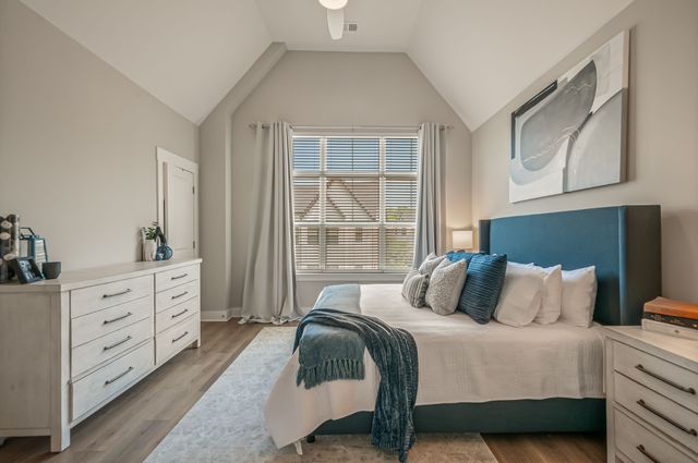 207 Stonecrest Cir, Nashville, TN 37209