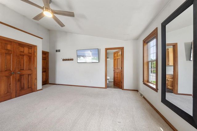 446 CORNELIUS DRIVE, Green Bay, WI 54311
