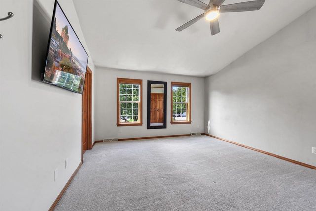 446 CORNELIUS DRIVE, Green Bay, WI 54311