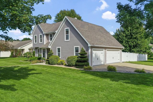446 CORNELIUS DRIVE, Green Bay, WI 54311