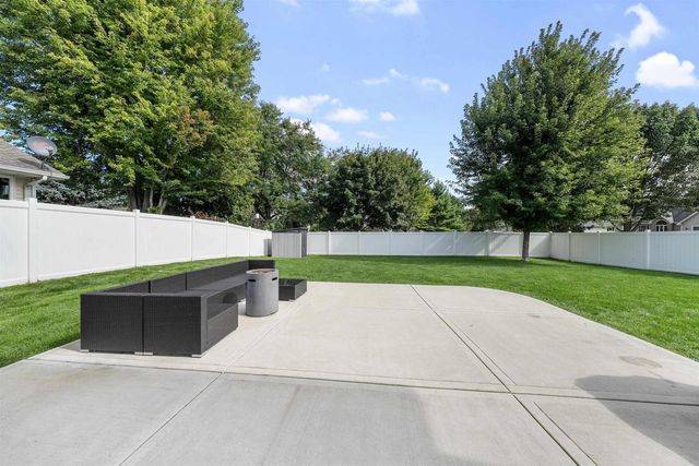 446 CORNELIUS DRIVE, Green Bay, WI 54311