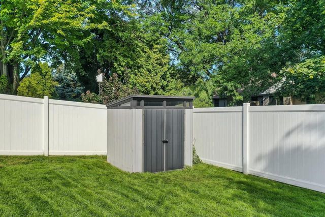 446 CORNELIUS DRIVE, Green Bay, WI 54311