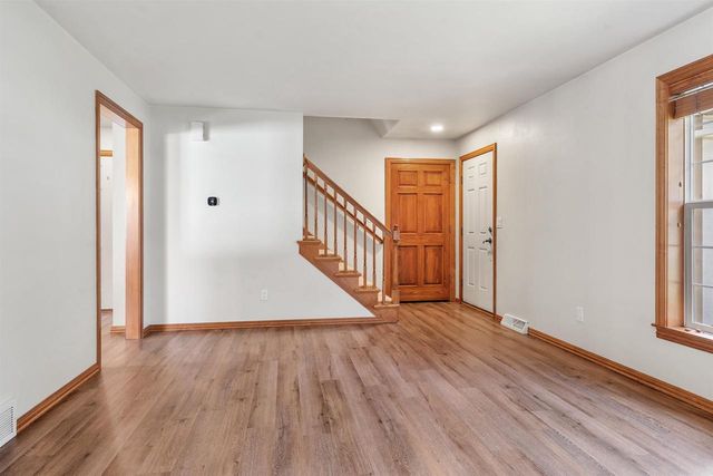 446 CORNELIUS DRIVE, Green Bay, WI 54311