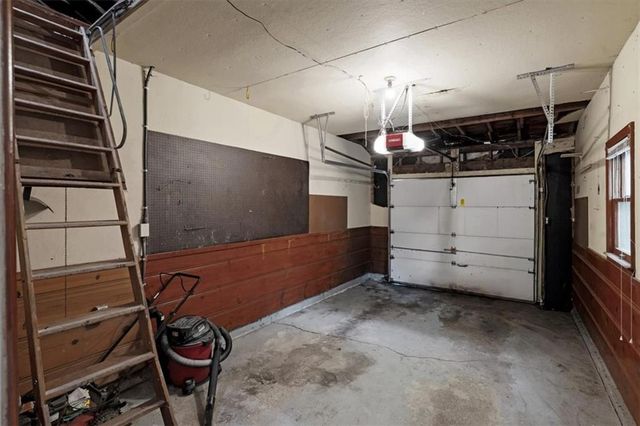 8107 Walnut Street, Kansas City, MO 64114
