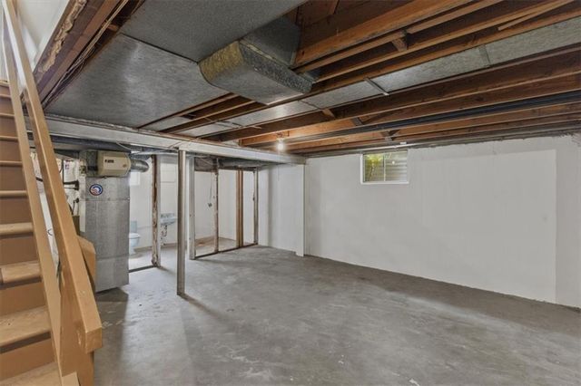 8107 Walnut Street, Kansas City, MO 64114