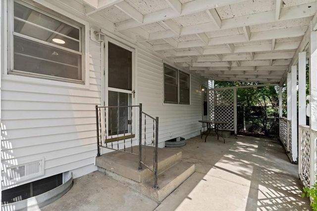 8107 Walnut Street, Kansas City, MO 64114