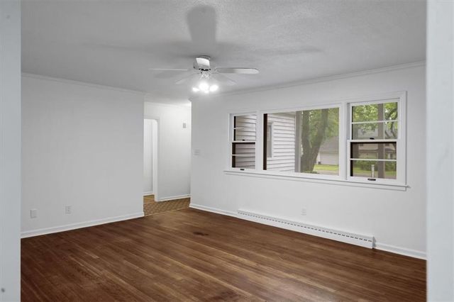 8107 Walnut Street, Kansas City, MO 64114