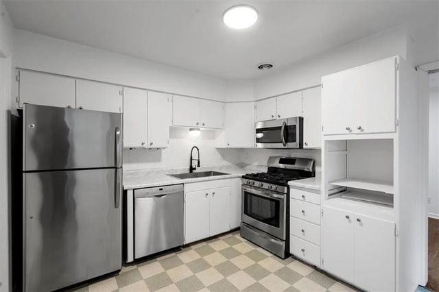 8107 Walnut Street, Kansas City, MO 64114