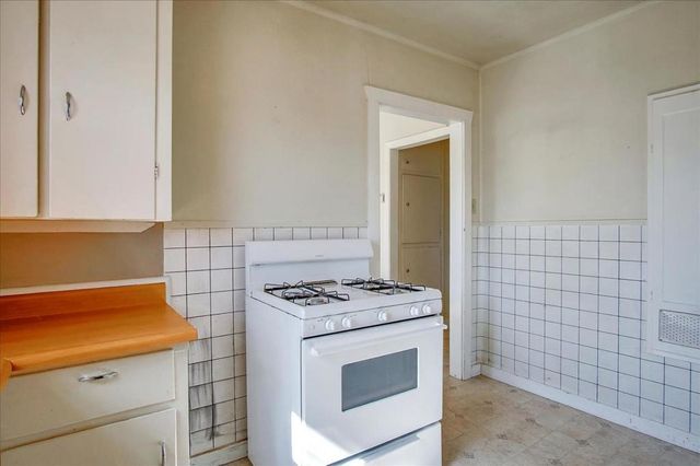 1099 Powell Street, Hollister, CA 95023