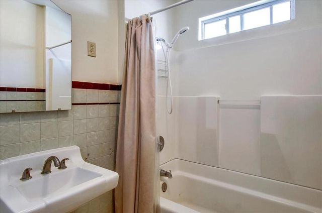 1099 Powell Street, Hollister, CA 95023