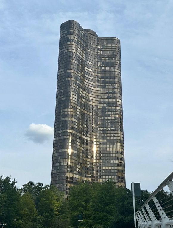 505 N LAKE SHORE Drive 5706, Chicago, IL 60611