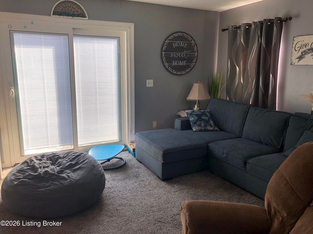 938 Poplar Trace, Elizabethtown, KY 42701