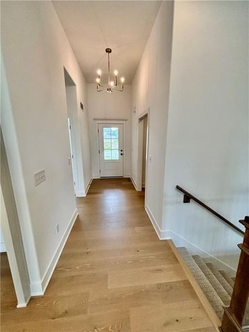 1204 NW 5th Street, Oak Grove, MO 64075