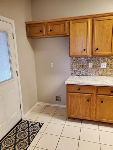3223 West Street, Rosenberg, TX 77471