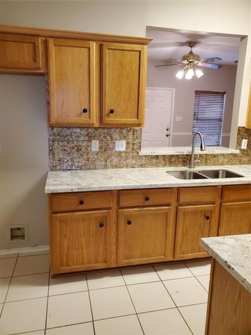 3223 West Street, Rosenberg, TX 77471