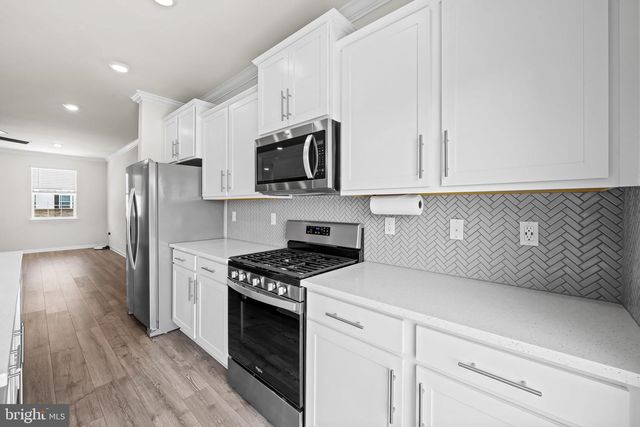 8327 DIETER DR, Rosedale, MD 21237