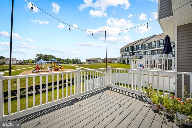 8327 DIETER DR, Rosedale, MD 21237