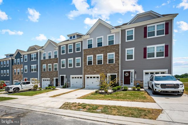 8327 DIETER DR, Rosedale, MD 21237