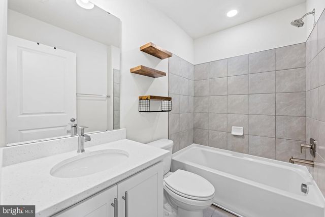 8327 DIETER DR, Rosedale, MD 21237