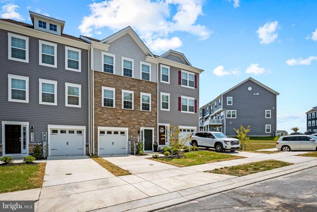 8327 DIETER DR, Rosedale, MD 21237
