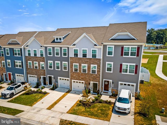 8327 DIETER DR, Rosedale, MD 21237