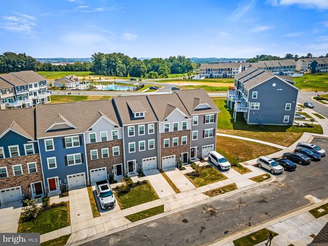 8327 DIETER DR, Rosedale, MD 21237