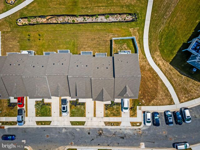 8327 DIETER DR, Rosedale, MD 21237