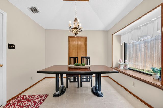 1444 Homestead Lane, Carrollton, TX 75007