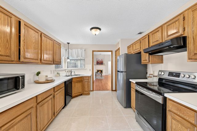 1444 Homestead Lane, Carrollton, TX 75007