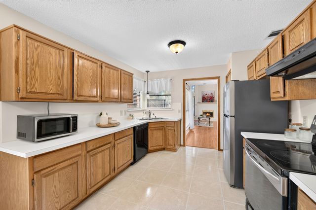 1444 Homestead Lane, Carrollton, TX 75007