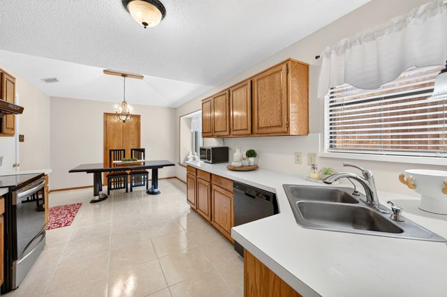 1444 Homestead Lane, Carrollton, TX 75007
