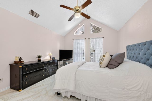 1444 Homestead Lane, Carrollton, TX 75007