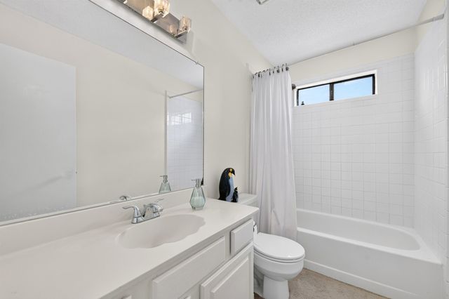 1444 Homestead Lane, Carrollton, TX 75007