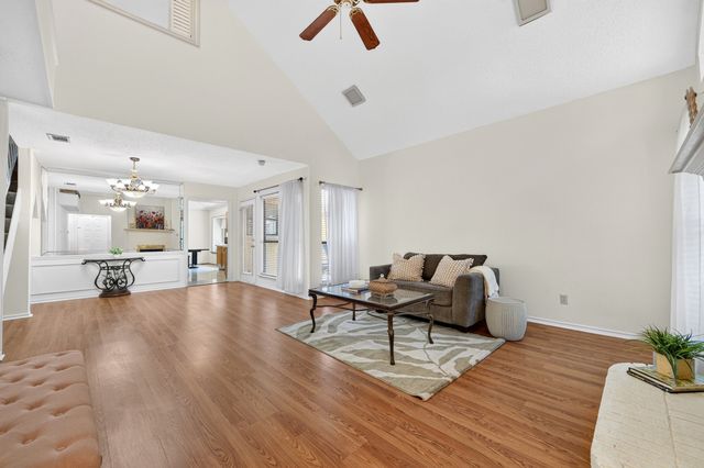 1444 Homestead Lane, Carrollton, TX 75007