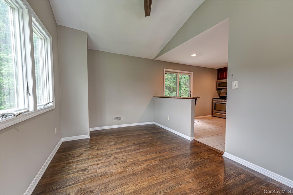7 Don Lane, Hauppauge, NY 11788 — photo 5