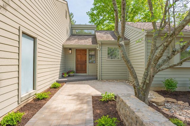 9 Falling Brook Lane, Blue Ash, OH 45241