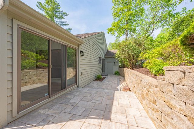 9 Falling Brook Lane, Blue Ash, OH 45241