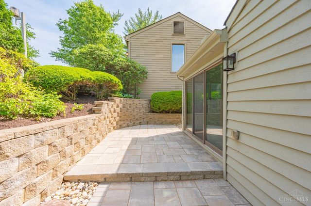 9 Falling Brook Lane, Blue Ash, OH 45241
